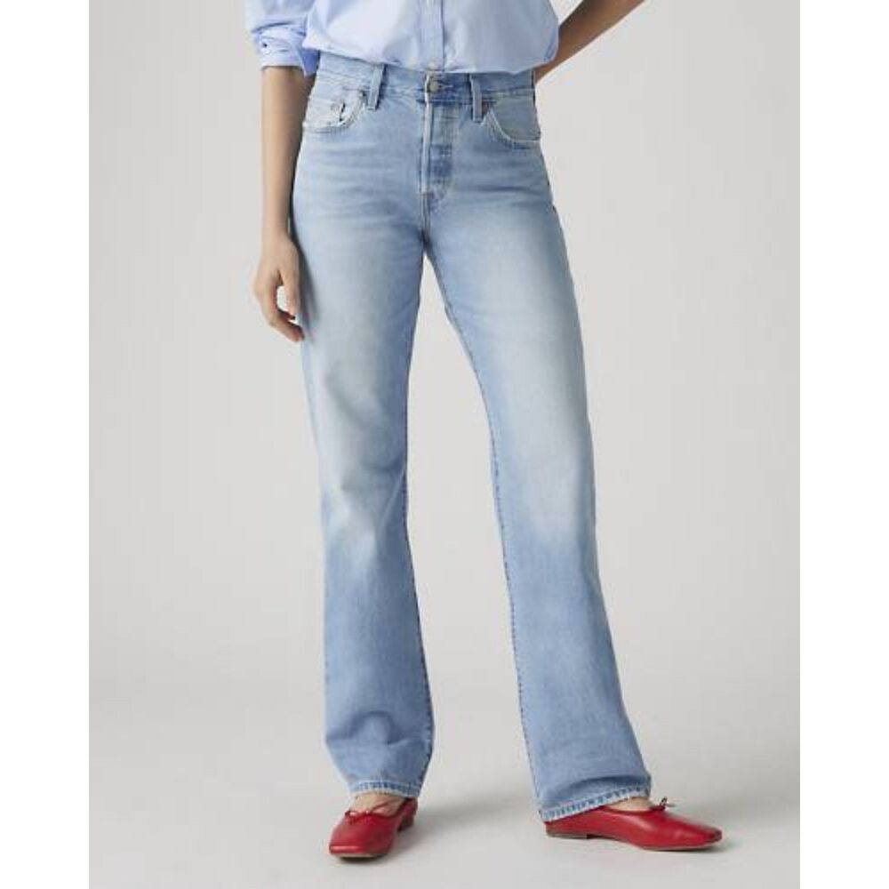 Levi's Womens Jeans 501 90s Straight Light Wash 26